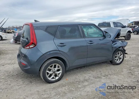 2021 Kia Soul Lx z USA, uszkodzony, nr VIN KNDJ23AUXM7765621